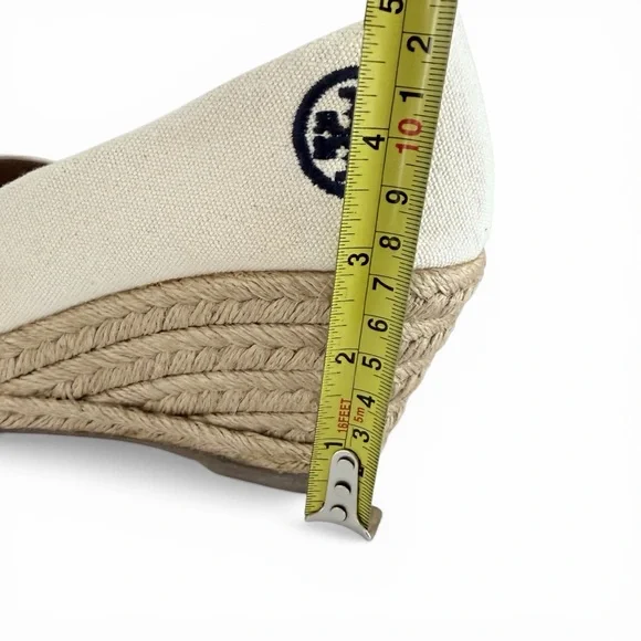 TORY BURCH Filipa Espadrille Wedges Cream Canvas Logo Summer Shoes size 7 - Picture 8 of 13